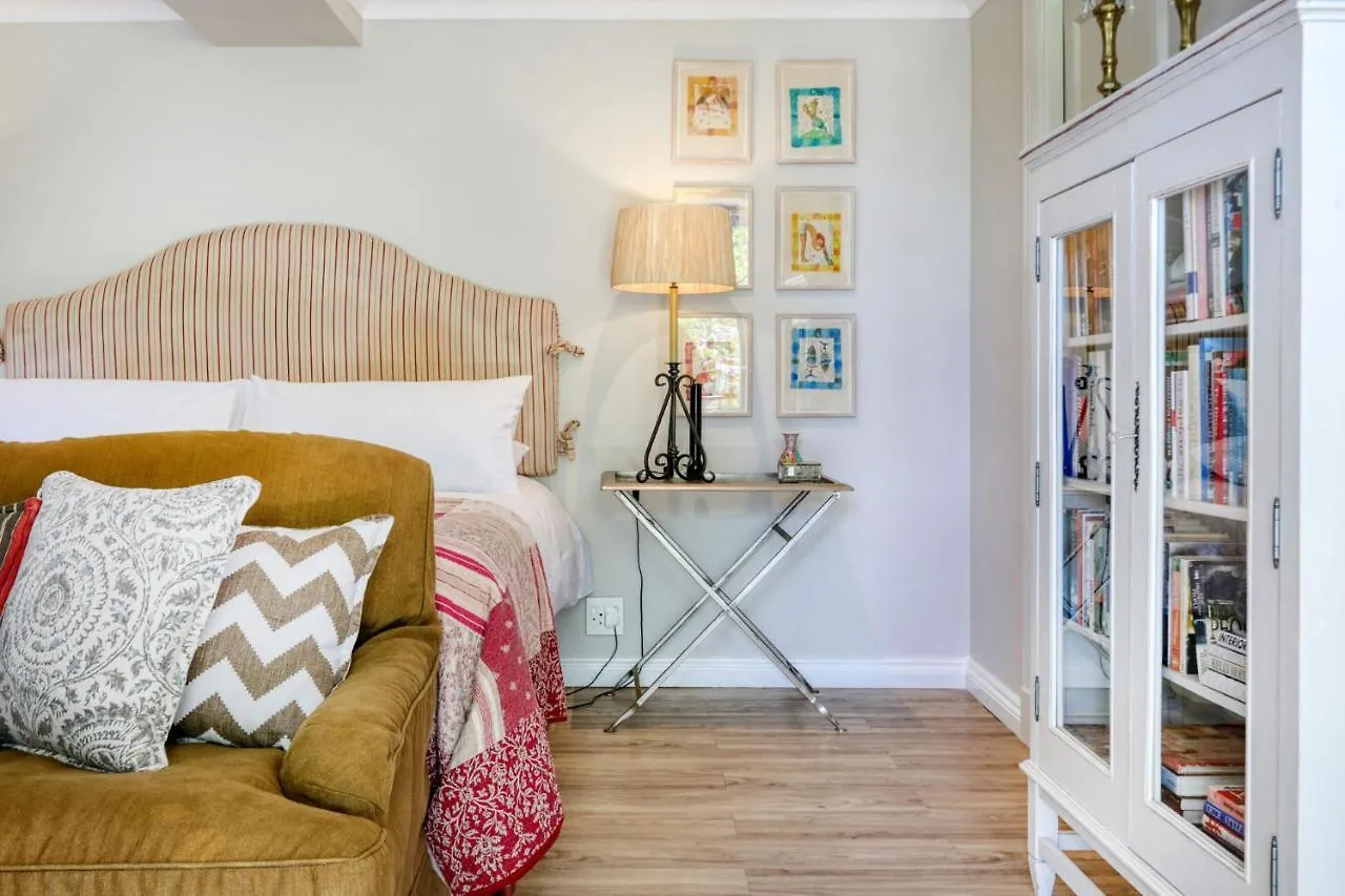 Solar Power French Country Cottage On Table Mountain Cape Town Apartment